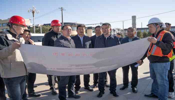 酒泉市委常委、肅州區(qū)委書(shū)記李生潛督查調(diào)研生態(tài)公司多個(gè)在建項(xiàng)目